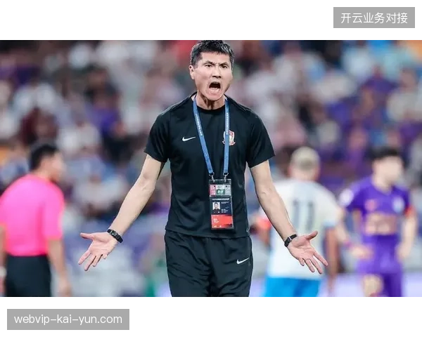 塞尔吉尼奥攻入归化后首粒进球，邵佳一治下国足反击战术初见成效
